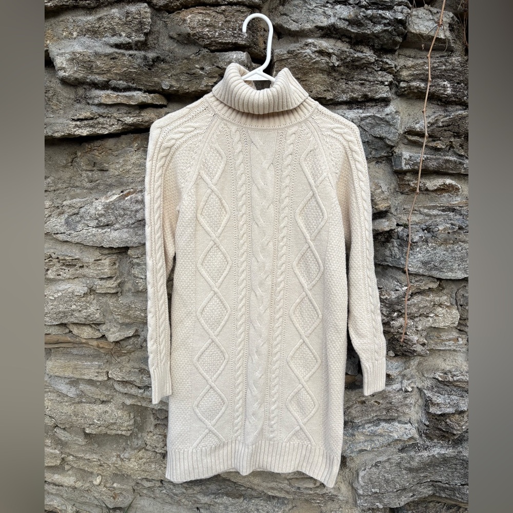 Women's Gap Sweater dress size small